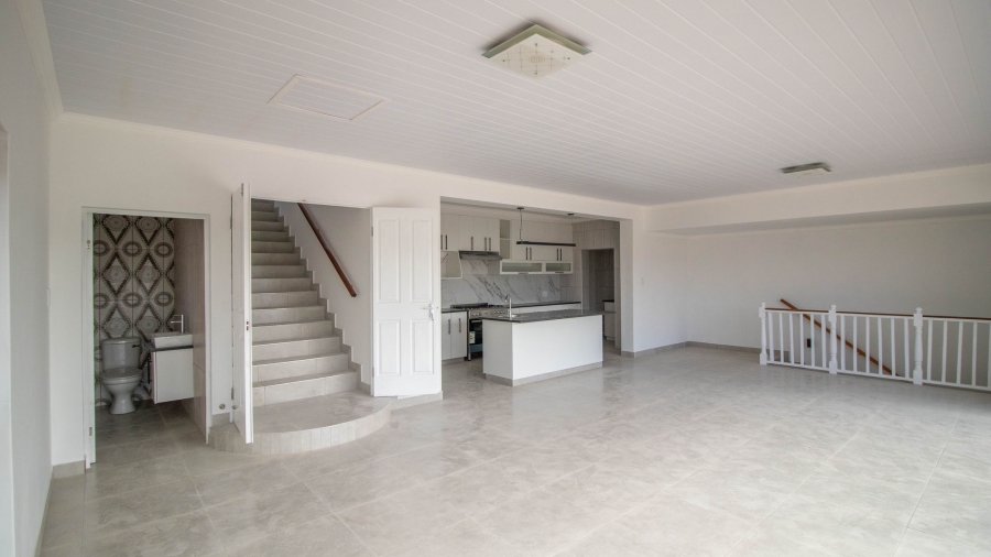 3 Bedroom Property for Sale in Fraaiuitsig Western Cape